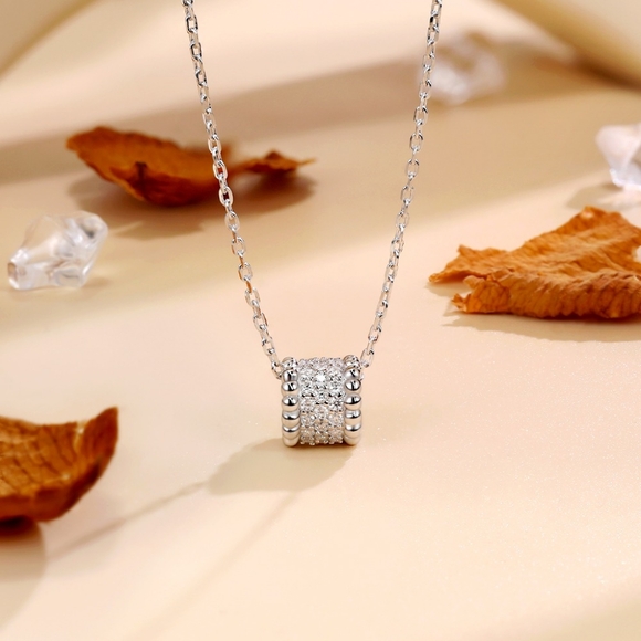 Sterling silver diamond necklace - Picture 6 of 9